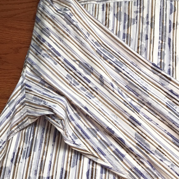 Button down patterned shirt - Picture 15 of 16